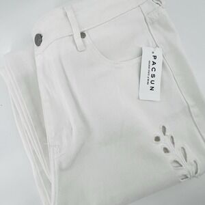 Pacsun Mom Jeans Women's 28 White Cutout Embroidered Crop‎ Raw Hem NWT